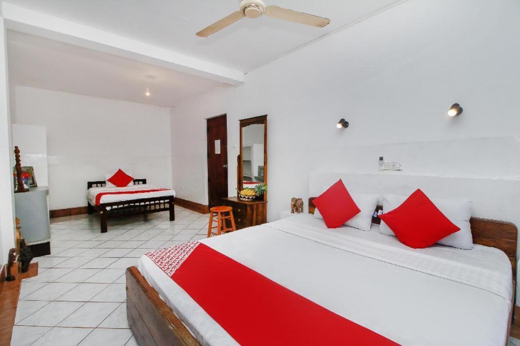 Sunny'S Garden Hotel Ambalangoda  Εξωτερικό φωτογραφία